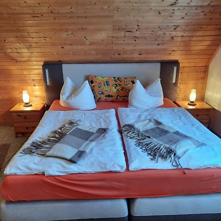 Leuchtturmblick - Ferienwohnung Fuer Die Familie In Grieben Insel Hiddensee Eksteriør billede